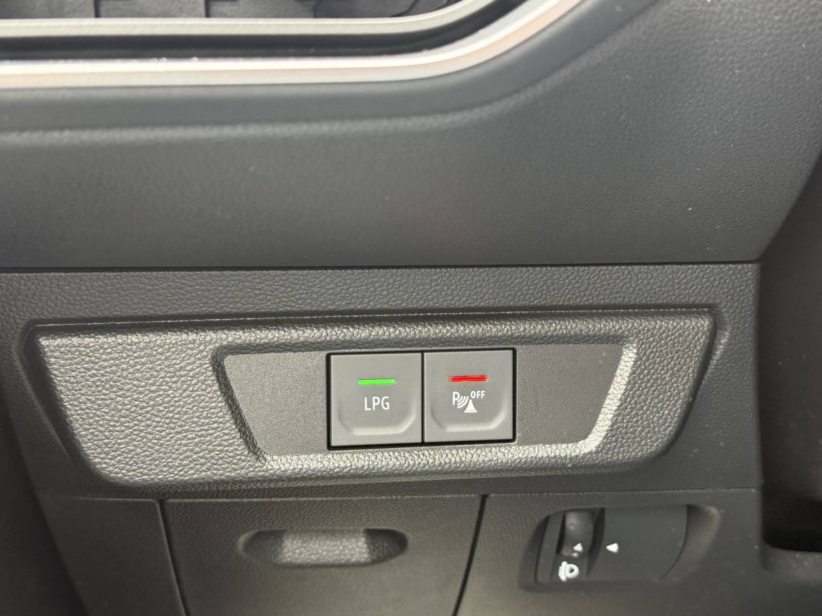 Dacia Jogger Dacia Jogger BWJ 2023 1.0 TCe 92 PK 100 ECO-G Expression 5p. FULL LED | CARPLAY + ANDROID | DAB |  NAV | AIRCO | CRUISE | PDC