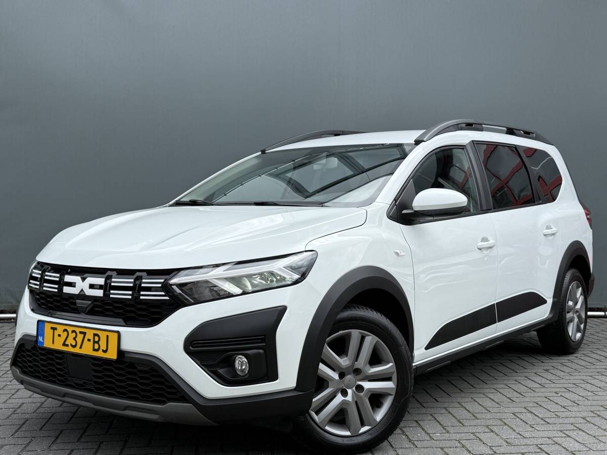 Dacia Jogger Dacia Jogger BWJ 2023 1.0 TCe 92 PK 100 ECO-G Expression 5p. FULL LED | CARPLAY + ANDROID | DAB |  NAV | AIRCO | CRUISE | PDC