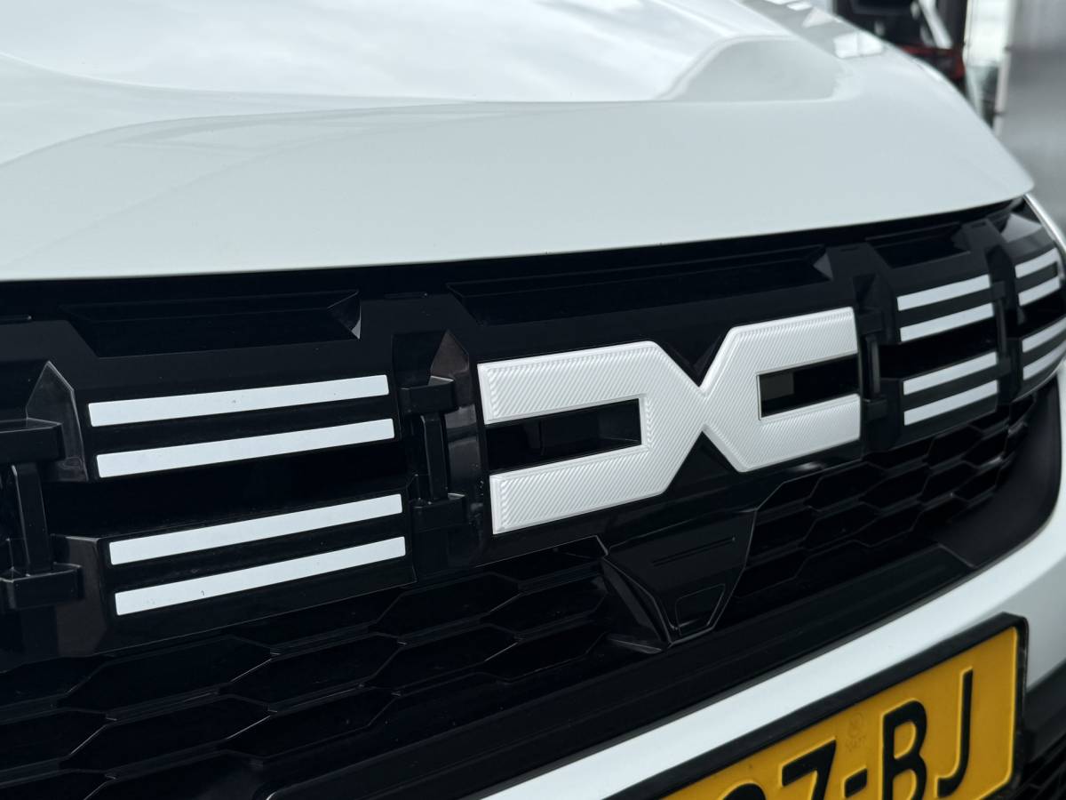 Dacia Jogger Dacia Jogger BWJ 2023 1.0 TCe 92 PK 100 ECO-G Expression 5p. FULL LED | CARPLAY + ANDROID | DAB |  NAV | AIRCO | CRUISE | PDC