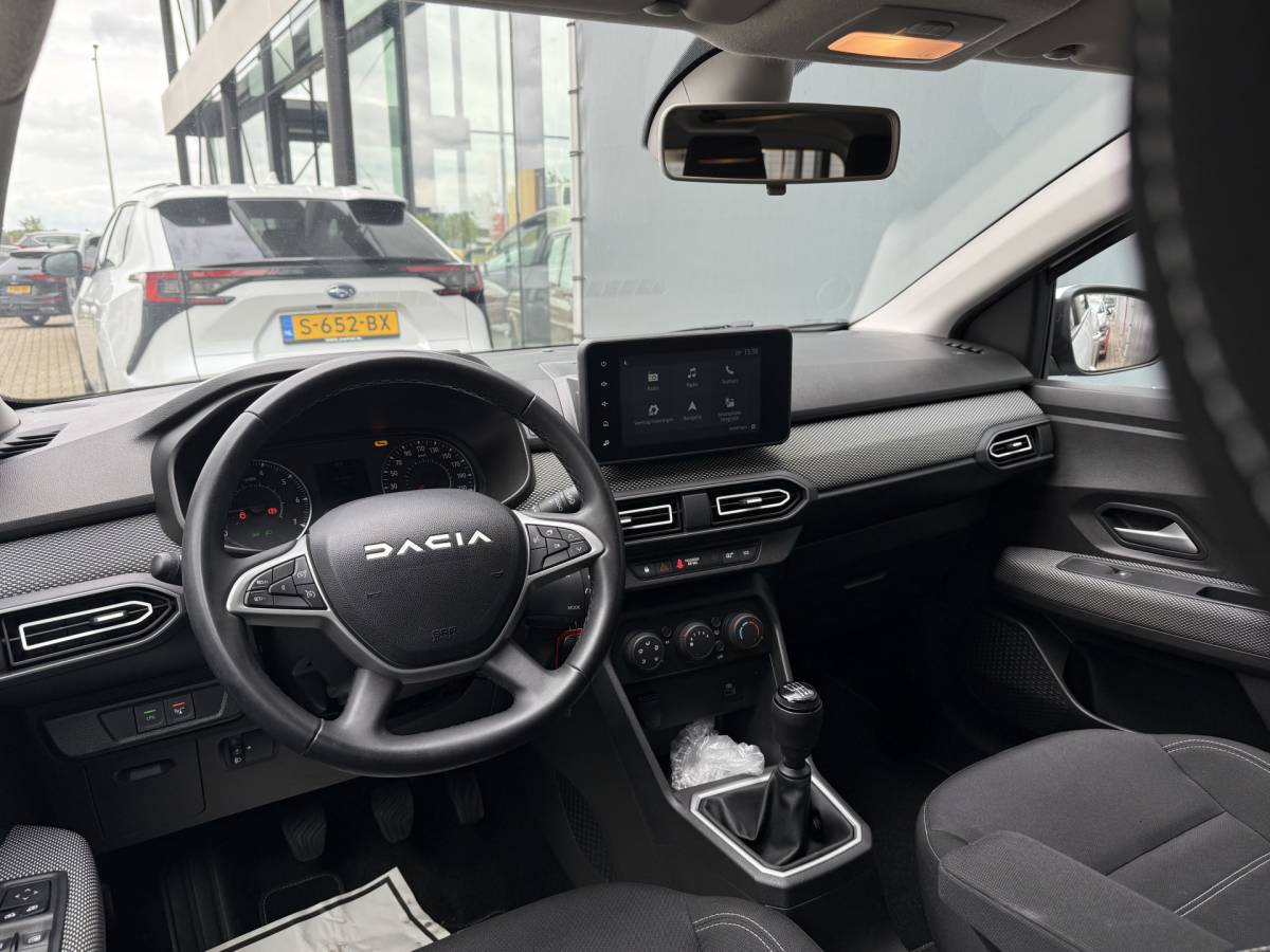 Dacia Jogger Dacia Jogger BWJ 2023 1.0 TCe 92 PK 100 ECO-G Expression 5p. FULL LED | CARPLAY + ANDROID | DAB |  NAV | AIRCO | CRUISE | PDC