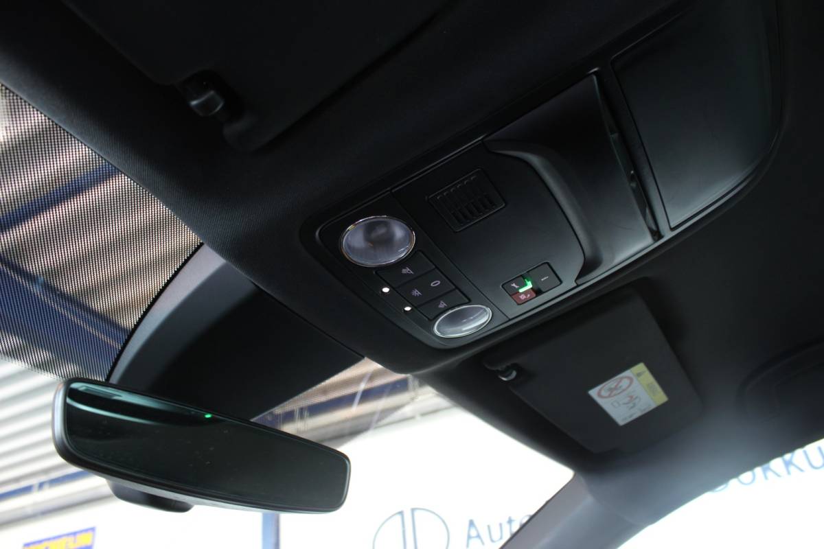 Škoda Karoq ŠKODA Karoq 1.5 TSI ACT Sportline Business Facelift | Trekhaak | Camera | Keyless | Adapt. Cruise | Stoel/Stuurverw. | Virtual Cockpit | Carplay | 18″ LMV | PDC V+A