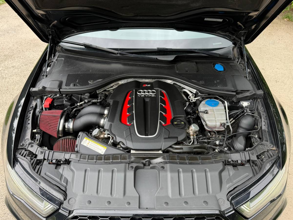 Audi RS6 Audi RS6 Avant 4.0 TFSI Quattro Pro Line Plus | APR | Keramisch | Pano | Carbon | Matrix | Schaalstoelen |