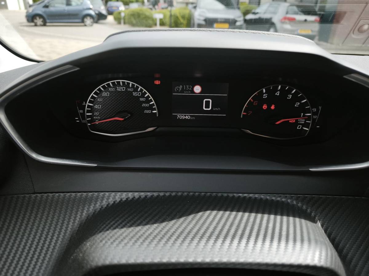 Peugeot 208 Peugeot 208 1.2 PureTech Active Pack Navi-Carplay Led Cruise-Control Parkeerhulp Nieuwe Distributieriem
