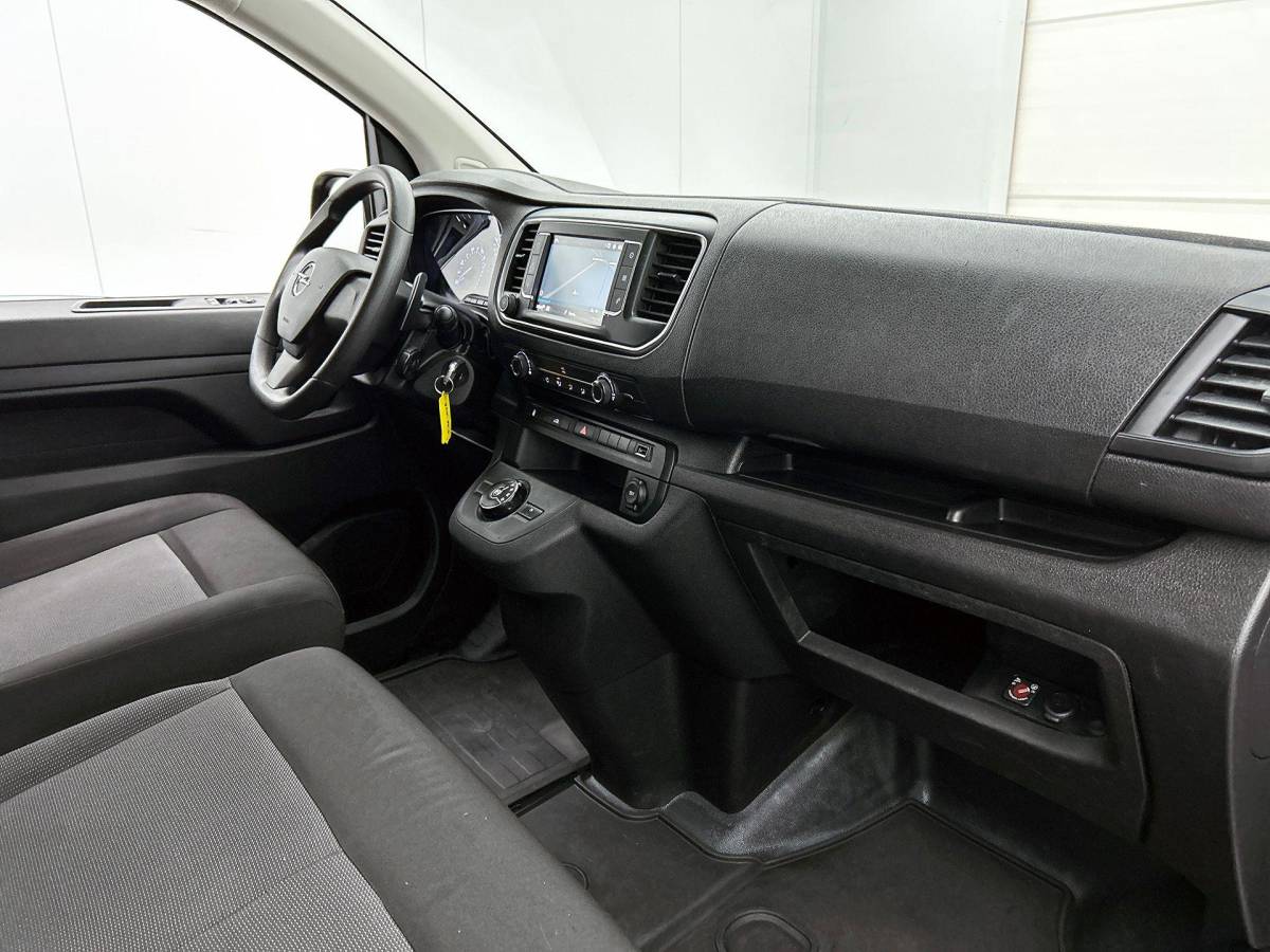 Opel Vivaro Opel Vivaro 2.0 145PK L3 Automaat Airco Cruise Control