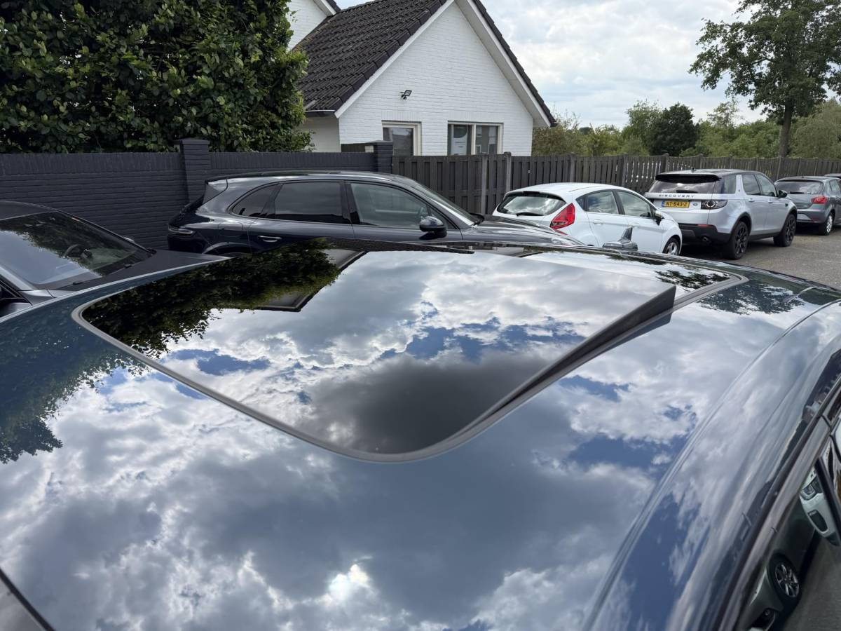 Audi Q8 Sportback e-tron Audi Q8 Sportback e-tron 55 quattro S Edition Competition 115 kWh SOH 90% | Panoramadak | Luchtvering | Camera | Bang & Olufsen | Matrix LED |