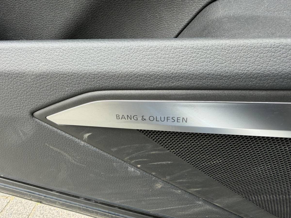 Audi Q8 Sportback e-tron Audi Q8 Sportback e-tron 55 quattro S Edition Competition 115 kWh SOH 90% | Panoramadak | Luchtvering | Camera | Bang & Olufsen | Matrix LED |