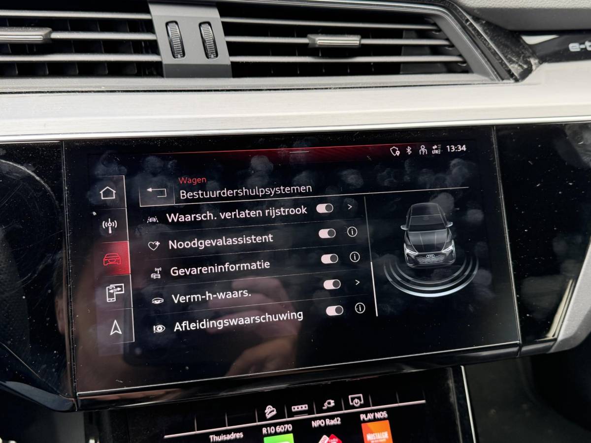 Audi Q8 Sportback e-tron Audi Q8 Sportback e-tron 55 quattro S Edition Competition 115 kWh SOH 90% | Panoramadak | Luchtvering | Camera | Bang & Olufsen | Matrix LED |