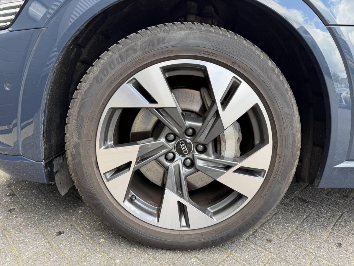 Audi Q8 Sportback e-tron Audi Q8 Sportback e-tron 55 quattro S Edition Competition 115 kWh SOH 90% | Panoramadak | Luchtvering | Camera | Bang & Olufsen | Matrix LED |