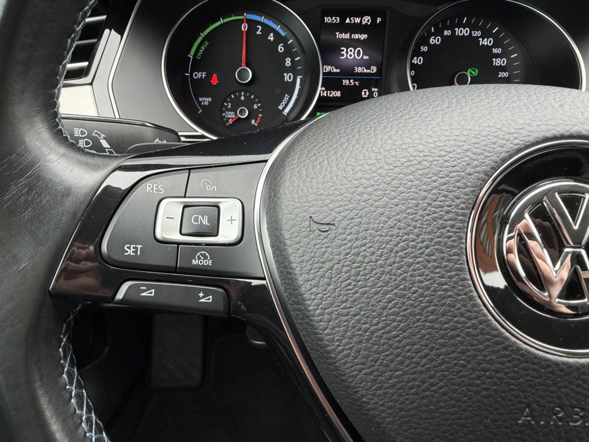 Volkswagen Passat Volkswagen Passat BWJ 2016 1.4 TSI GTE 231 PK Connected Series TREKHAAK | FULL LED | CARPLAY + ANDROID | NAVI | CLIMA | CRUISE | LMV | PDC