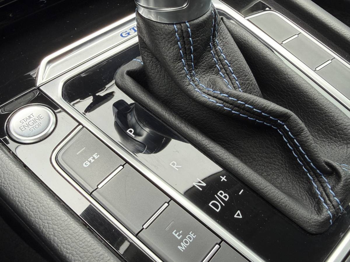 Volkswagen Passat Volkswagen Passat BWJ 2016 1.4 TSI GTE 231 PK Connected Series TREKHAAK | FULL LED | CARPLAY + ANDROID | NAVI | CLIMA | CRUISE | LMV | PDC