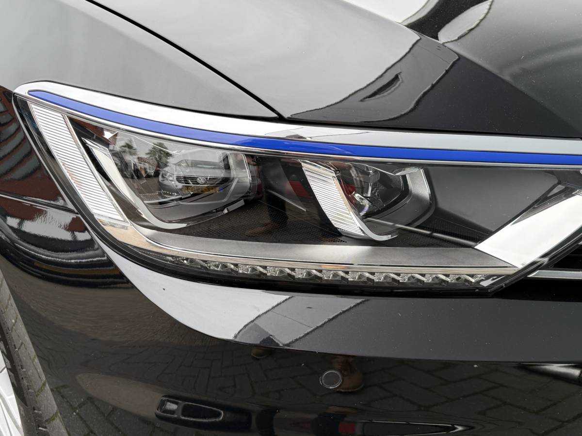 Volkswagen Passat Volkswagen Passat BWJ 2016 1.4 TSI GTE 231 PK Connected Series TREKHAAK | FULL LED | CARPLAY + ANDROID | NAVI | CLIMA | CRUISE | LMV | PDC