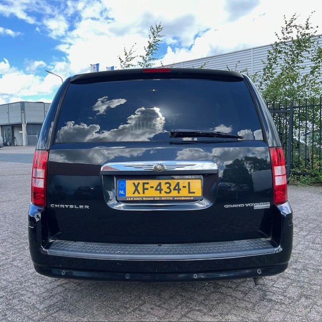 Chrysler Grand Voyager Chrysler Grand Voyager 3.8 V6 LX/ 7 persoons/Automaat/Youngtimer/Cruise control/Airco