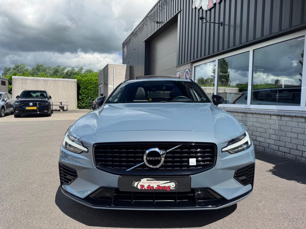 Volvo V60 Volvo V60 2.0 T8 AWD Polestar Engineered Panoramadak H&K Öhlins Brembo Carplay!