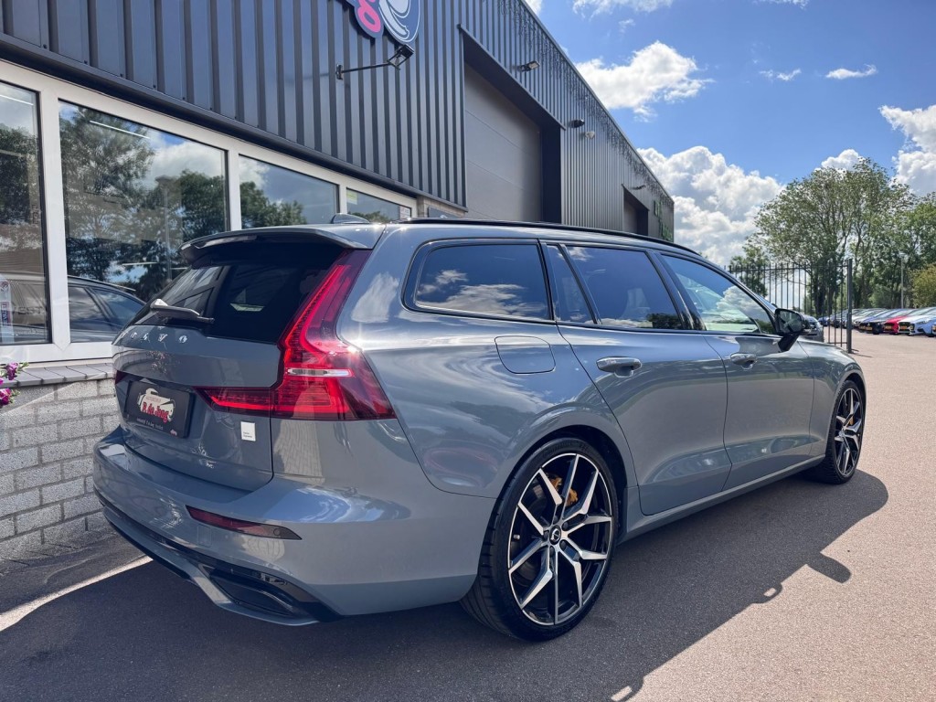 Volvo V60 Volvo V60 2.0 T8 AWD Polestar Engineered Panoramadak H&K Öhlins Brembo Carplay!