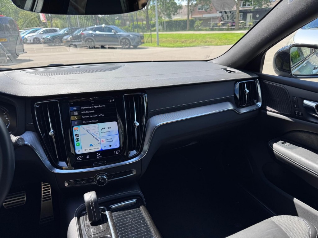 Volvo V60 Volvo V60 2.0 T8 AWD Polestar Engineered Panoramadak H&K Öhlins Brembo Carplay!