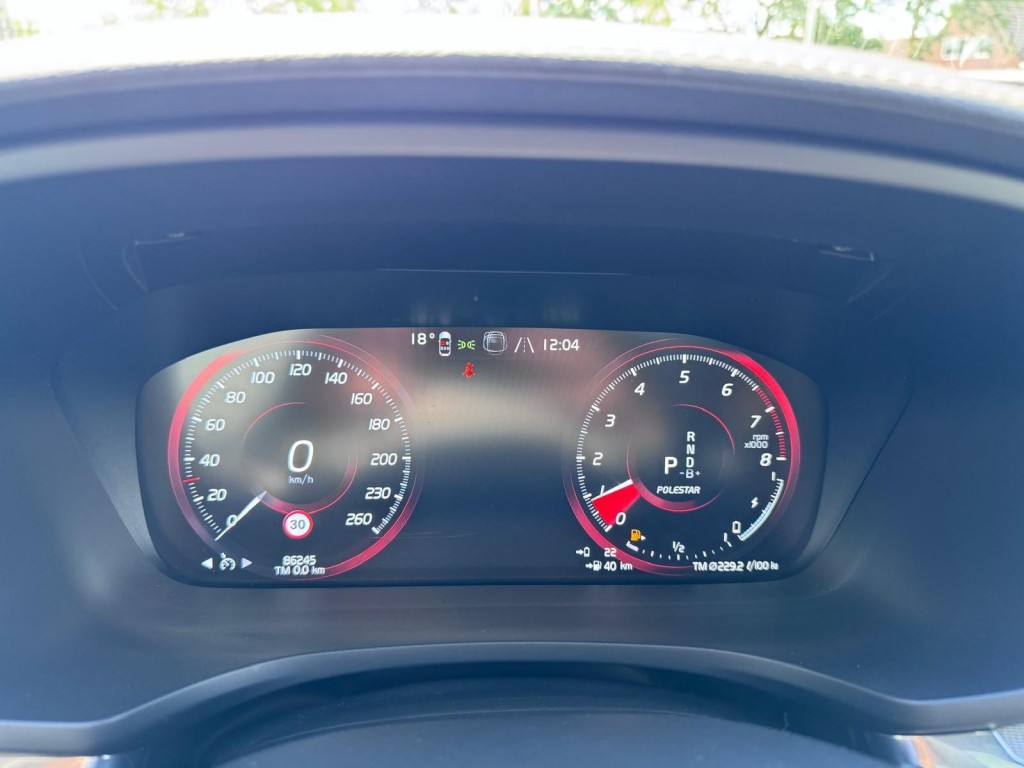 Volvo V60 Volvo V60 2.0 T8 AWD Polestar Engineered Panoramadak H&K Öhlins Brembo Carplay!