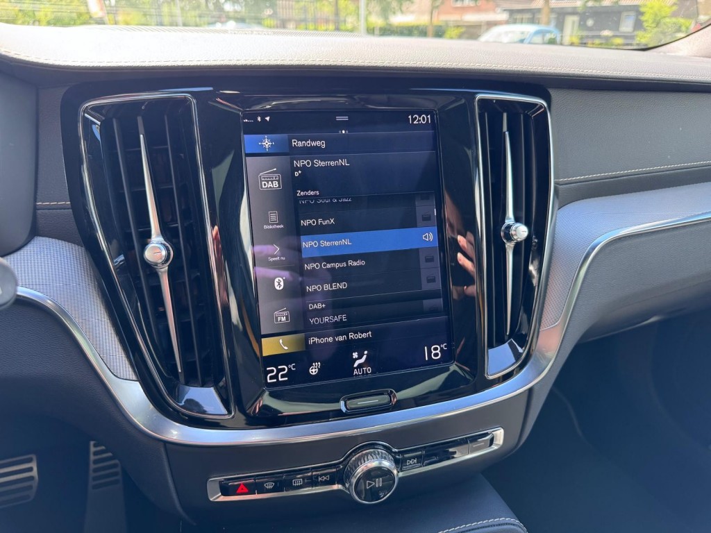 Volvo V60 Volvo V60 2.0 T8 AWD Polestar Engineered Panoramadak H&K Öhlins Brembo Carplay!