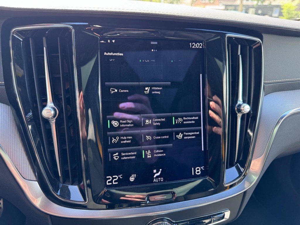 Volvo V60 Volvo V60 2.0 T8 AWD Polestar Engineered Panoramadak H&K Öhlins Brembo Carplay!