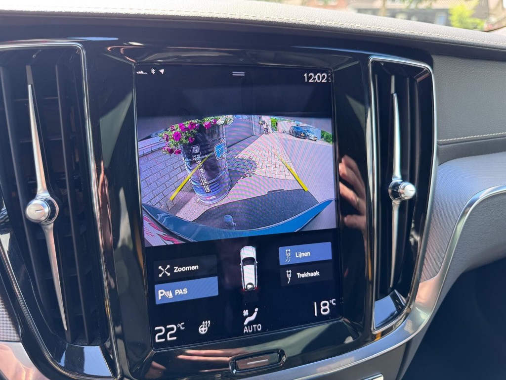 Volvo V60 Volvo V60 2.0 T8 AWD Polestar Engineered Panoramadak H&K Öhlins Brembo Carplay!