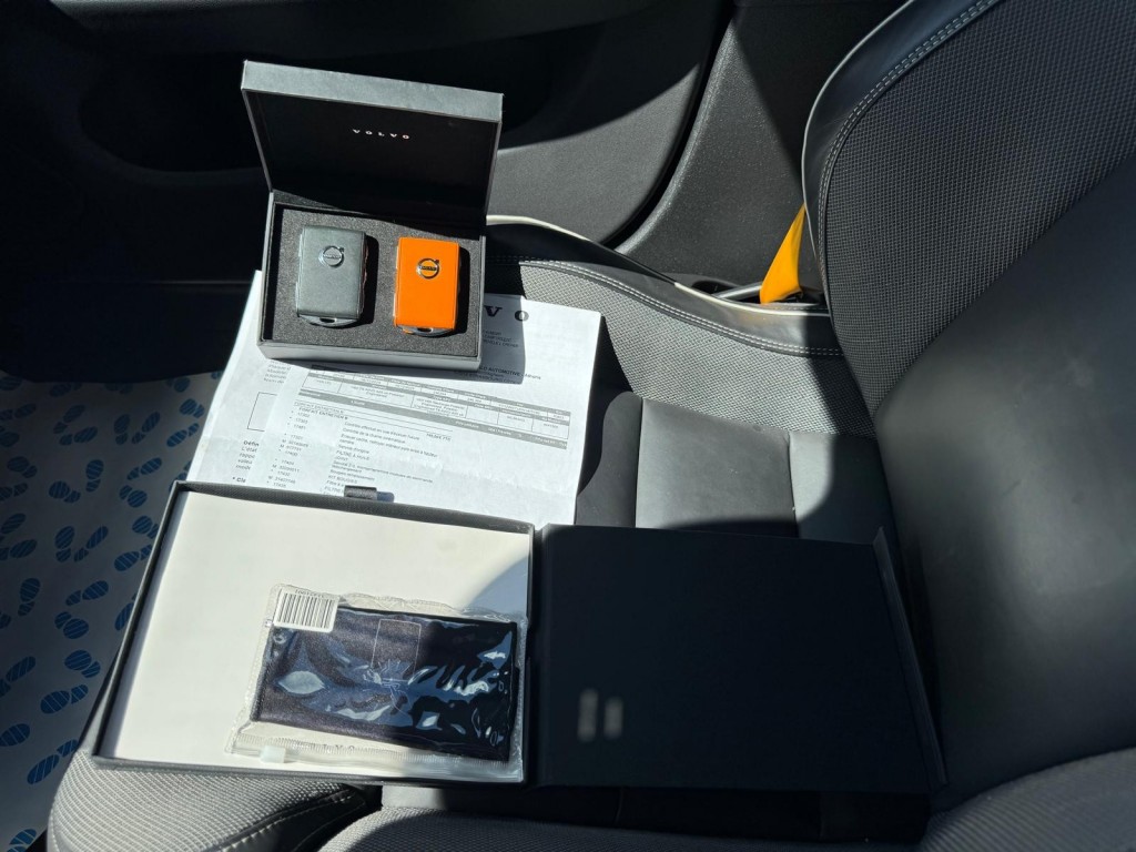 Volvo V60 Volvo V60 2.0 T8 AWD Polestar Engineered Panoramadak H&K Öhlins Brembo Carplay!