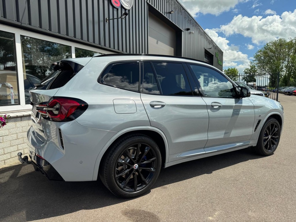 BMW X3 Bmw X3 M40I XDrive High Ex. 360Pk Panorama M stoelen Hud H&K Trekhaak Laser 1e eigenaar! 360camera