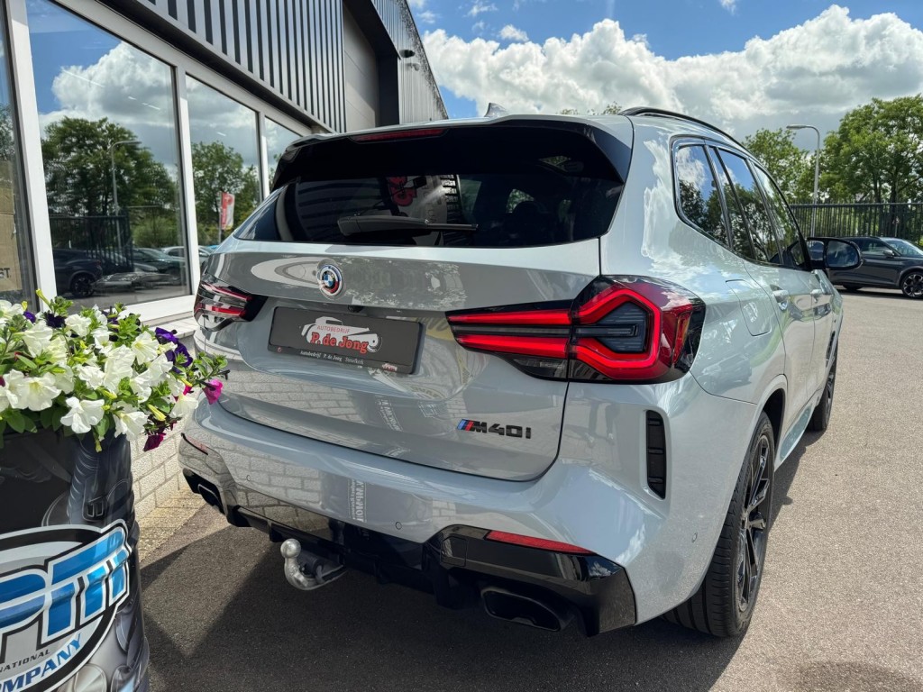 BMW X3 Bmw X3 M40I XDrive High Ex. 360Pk Panorama M stoelen Hud H&K Trekhaak Laser 1e eigenaar! 360camera