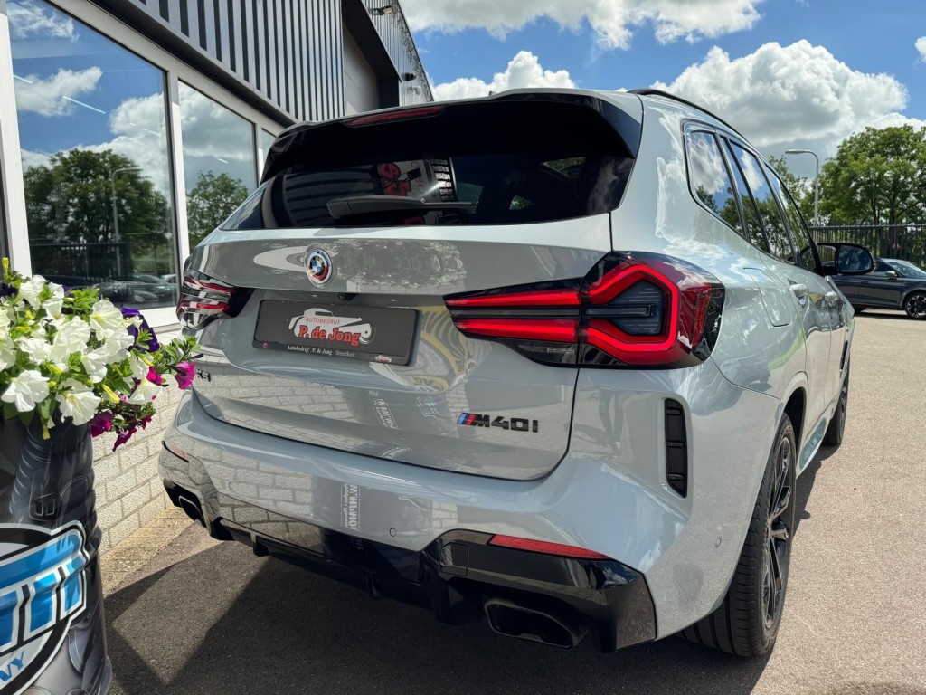 BMW X3 Bmw X3 M40I XDrive High Ex. 360Pk Panorama M stoelen Hud H&K Trekhaak Laser 1e eigenaar! 360camera