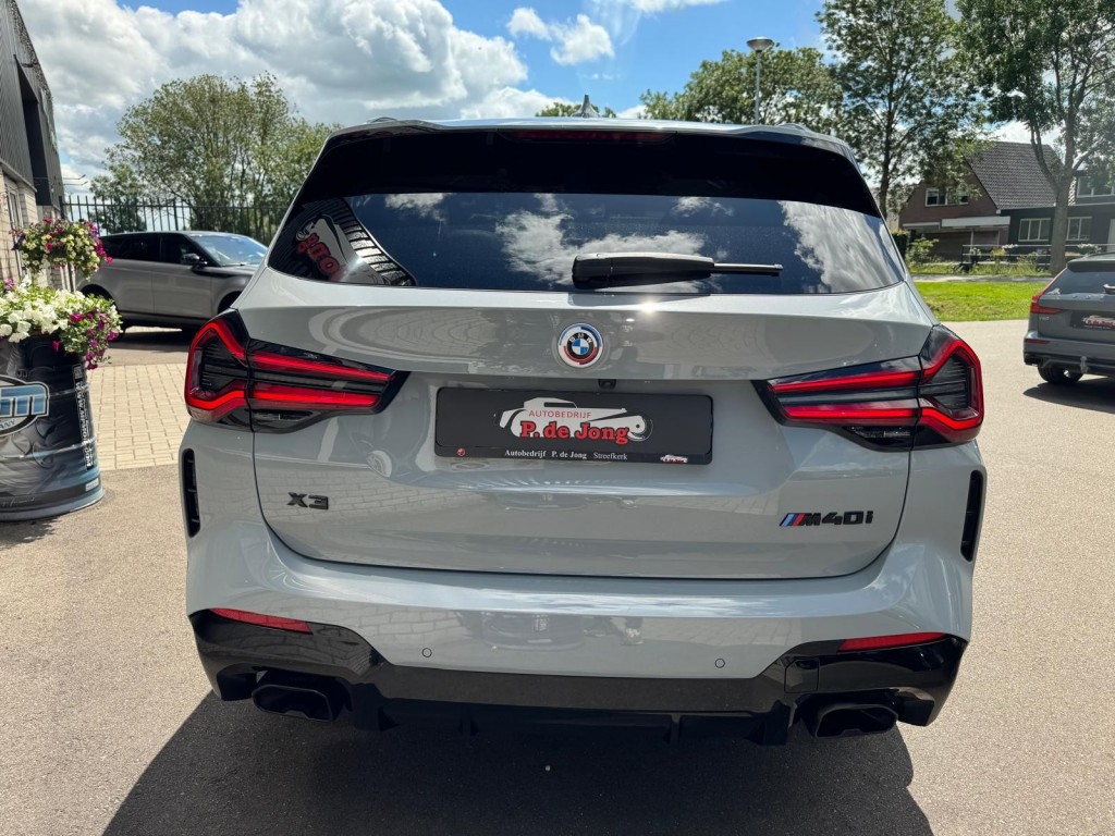 BMW X3 Bmw X3 M40I XDrive High Ex. 360Pk Panorama M stoelen Hud H&K Trekhaak Laser 1e eigenaar! 360camera