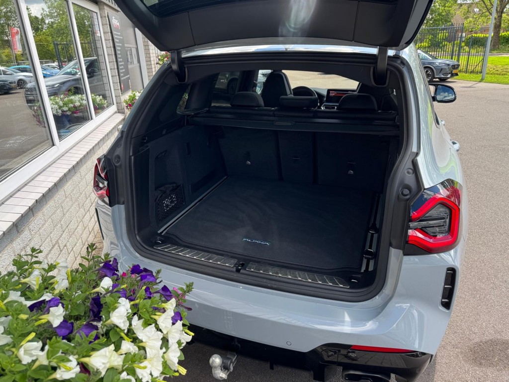 BMW X3 Bmw X3 M40I XDrive High Ex. 360Pk Panorama M stoelen Hud H&K Trekhaak Laser 1e eigenaar! 360camera