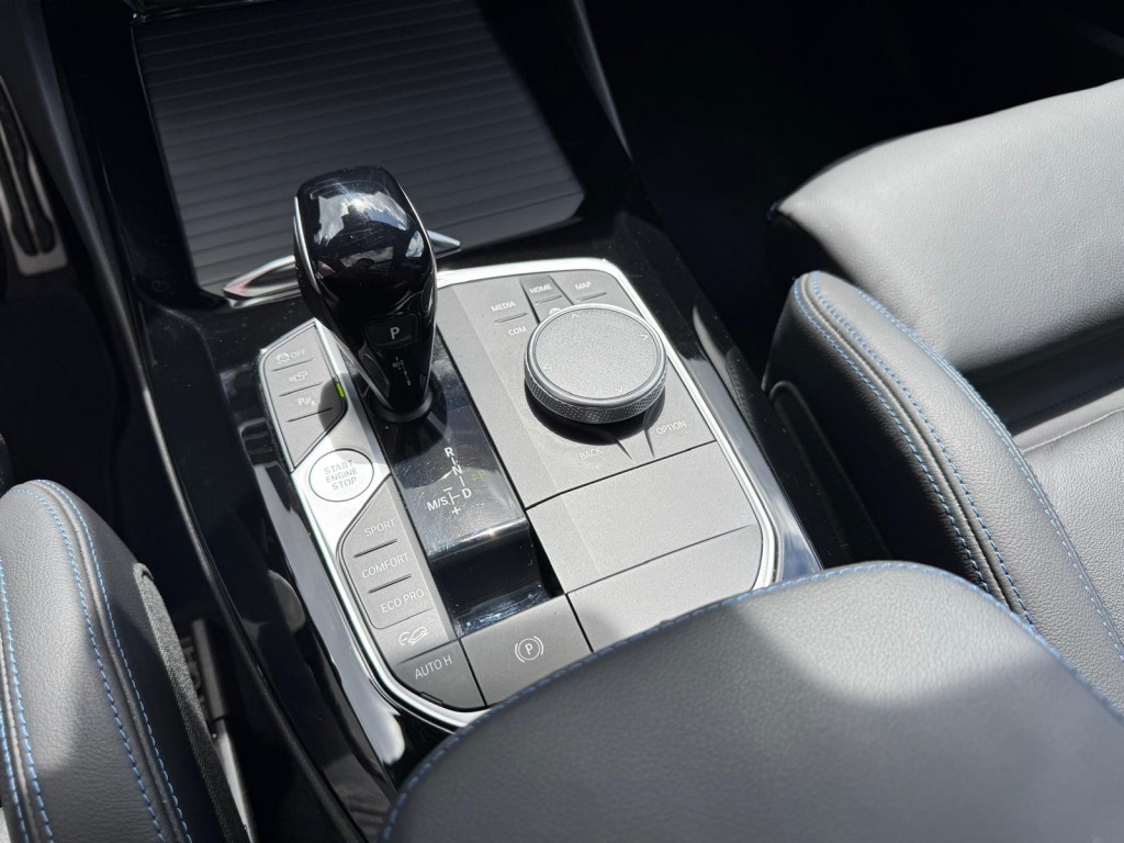 BMW X3 Bmw X3 M40I XDrive High Ex. 360Pk Panorama M stoelen Hud H&K Trekhaak Laser 1e eigenaar! 360camera