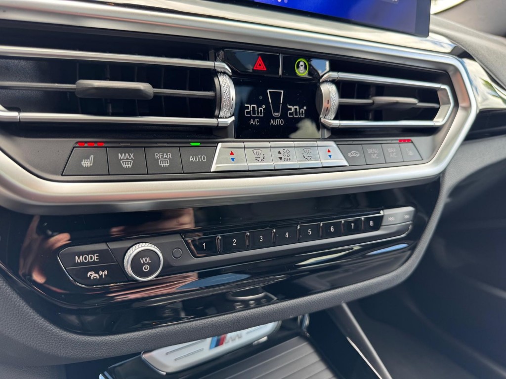BMW X3 Bmw X3 M40I XDrive High Ex. 360Pk Panorama M stoelen Hud H&K Trekhaak Laser 1e eigenaar! 360camera