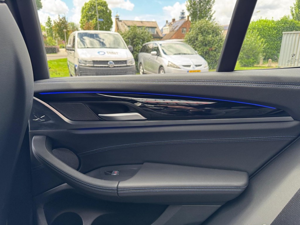 BMW X3 Bmw X3 M40I XDrive High Ex. 360Pk Panorama M stoelen Hud H&K Trekhaak Laser 1e eigenaar! 360camera