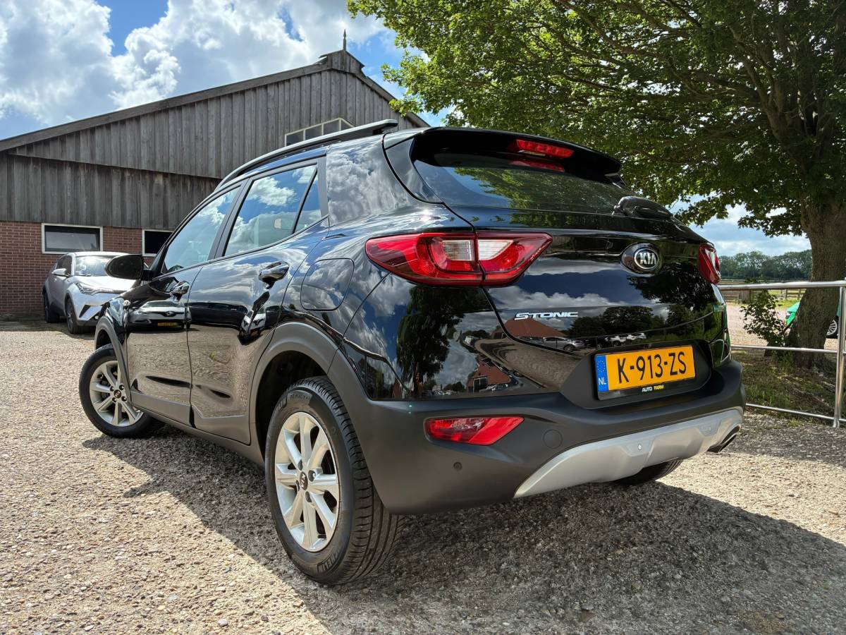 Kia Stonic Kia Stonic 1.0 T-GDi MHEV | Carplay + Clima + Cruise nu €10.975,-!!