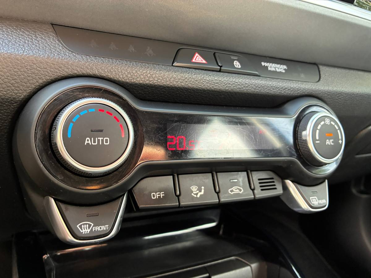 Kia Stonic Kia Stonic 1.0 T-GDi MHEV | Carplay + Clima + Cruise nu €10.975,-!!