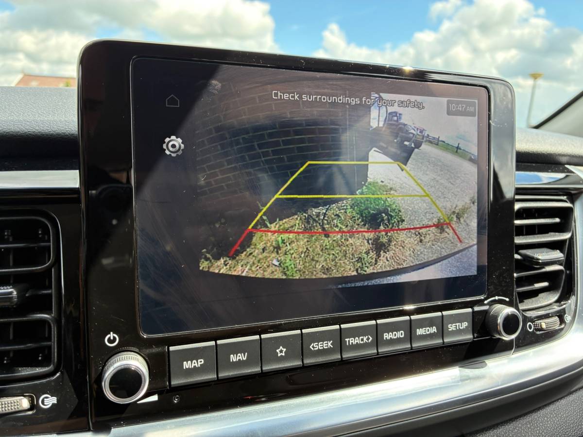 Kia Stonic Kia Stonic 1.0 T-GDi MHEV | Carplay + Clima + Cruise nu €10.975,-!!