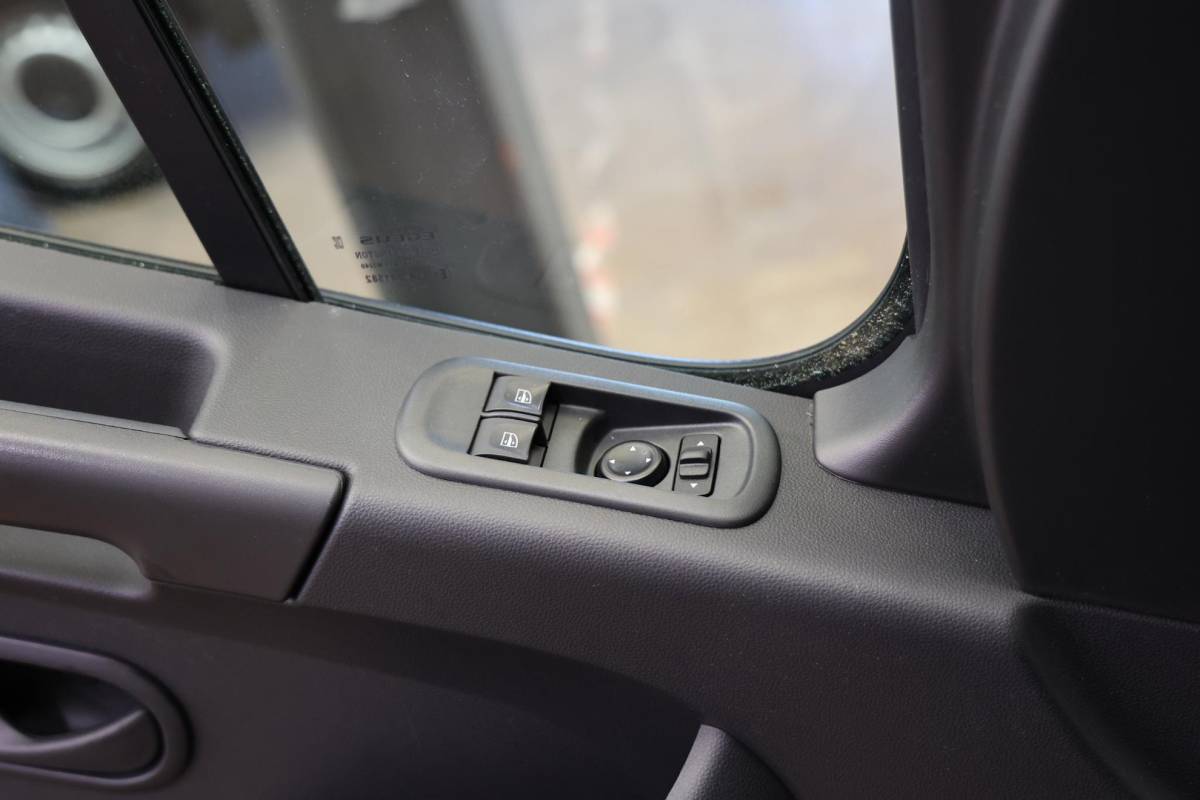 Renault Master Renault Master 2.3 dCi 145 BAKWAGEN MEUBELBAK