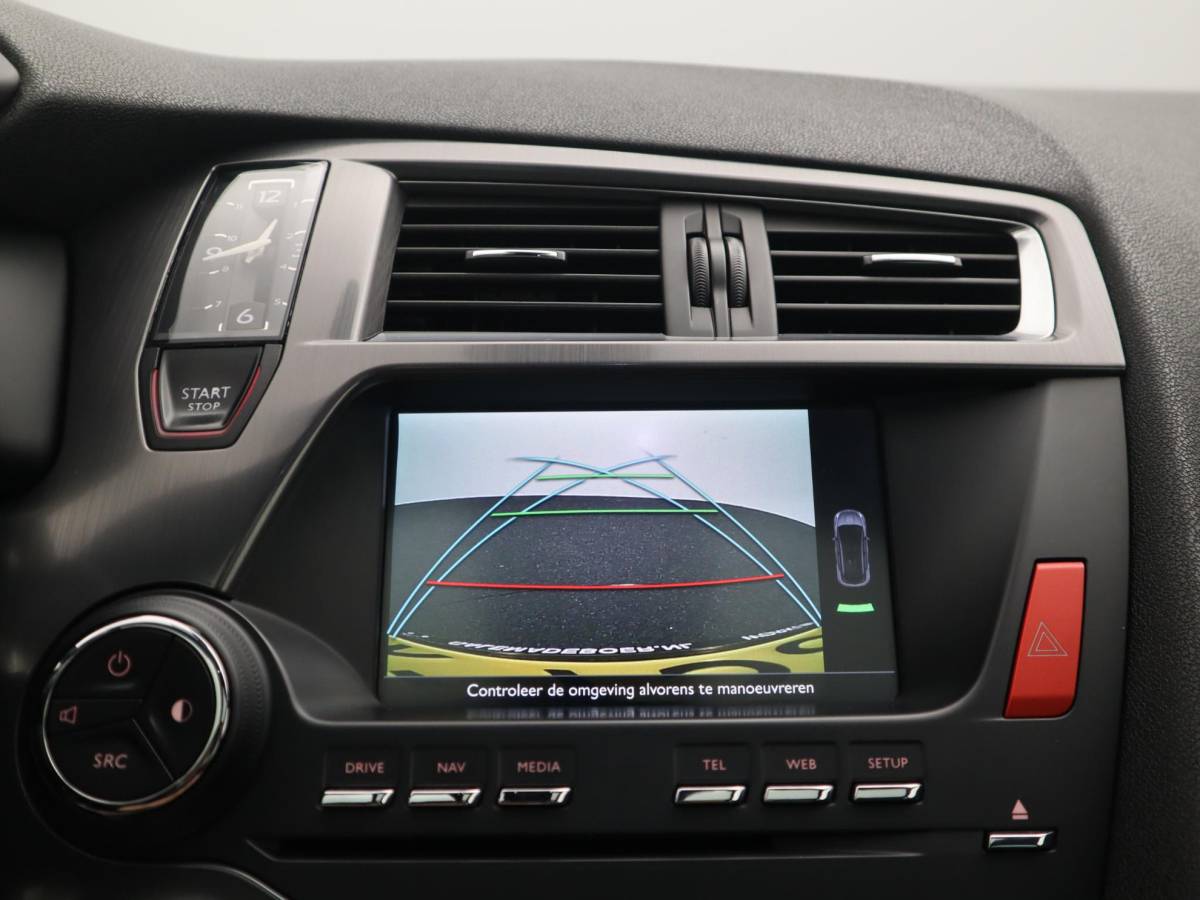 DS DS 5 DS 5 2.0 BlueHDi Business Executive FULL LED / CAMERA / LEDER / STOELVERW / DENOM AUDIO / PANORAMADAK / CLIMA / PDC / NL-AUTO