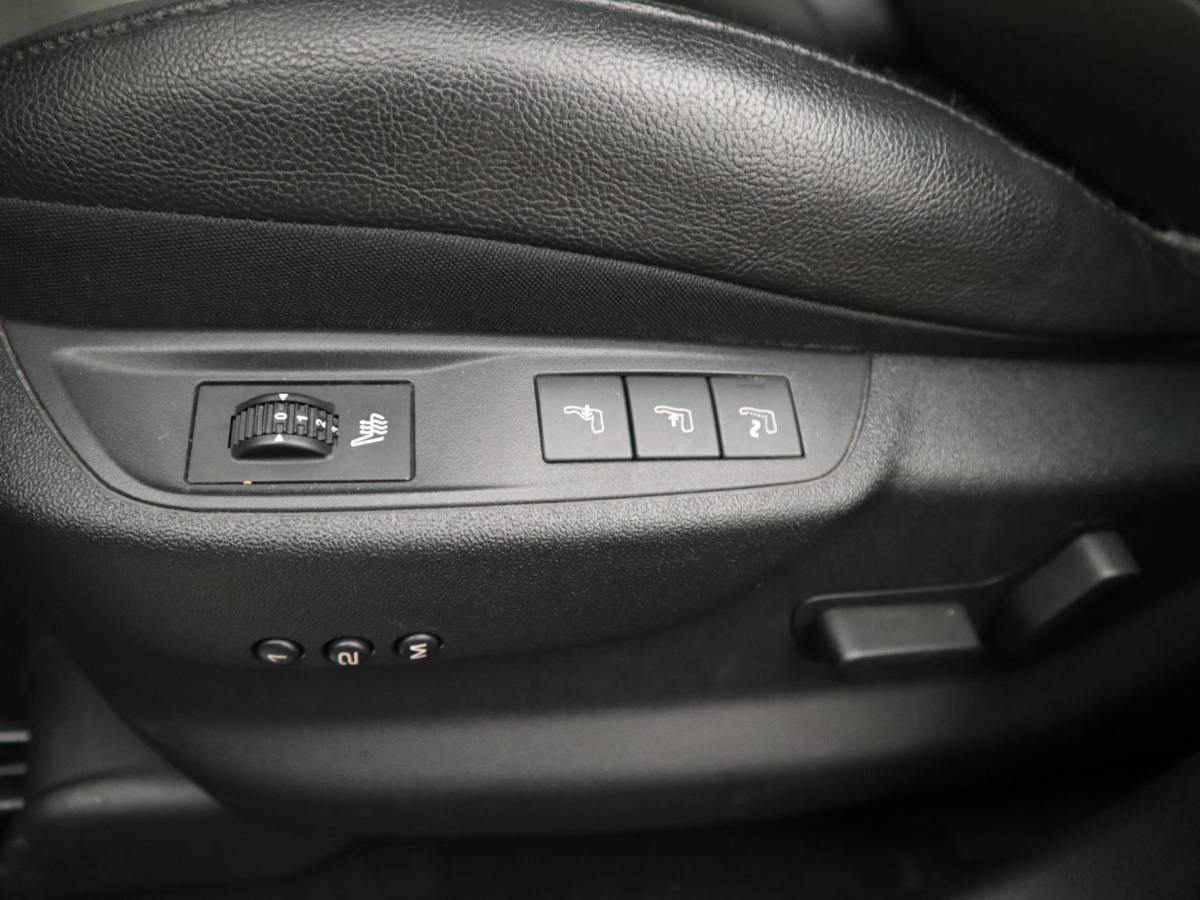 DS DS 5 DS 5 2.0 BlueHDi Business Executive FULL LED / CAMERA / LEDER / STOELVERW / DENOM AUDIO / PANORAMADAK / CLIMA / PDC / NL-AUTO