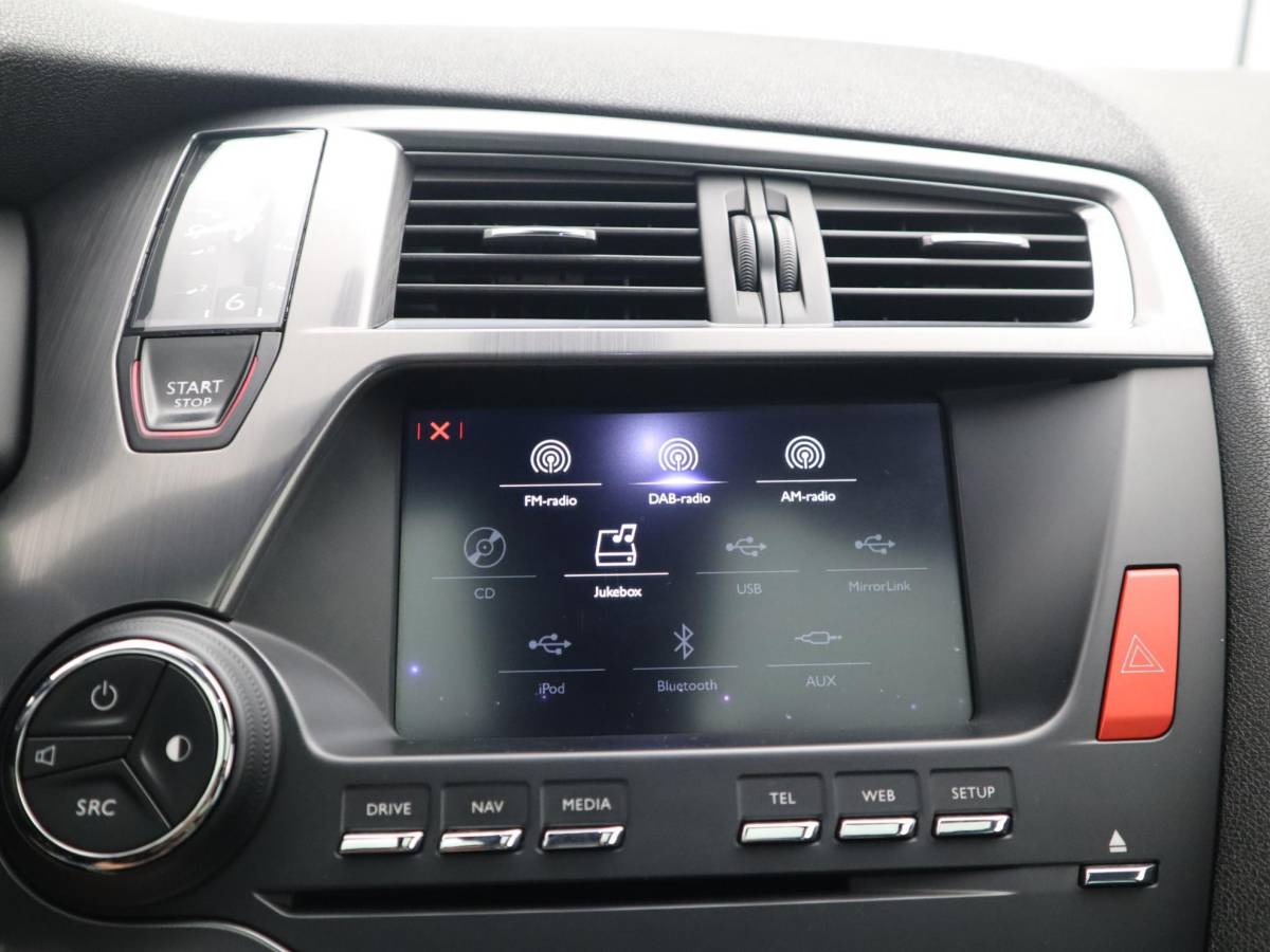 DS DS 5 DS 5 2.0 BlueHDi Business Executive FULL LED / CAMERA / LEDER / STOELVERW / DENOM AUDIO / PANORAMADAK / CLIMA / PDC / NL-AUTO