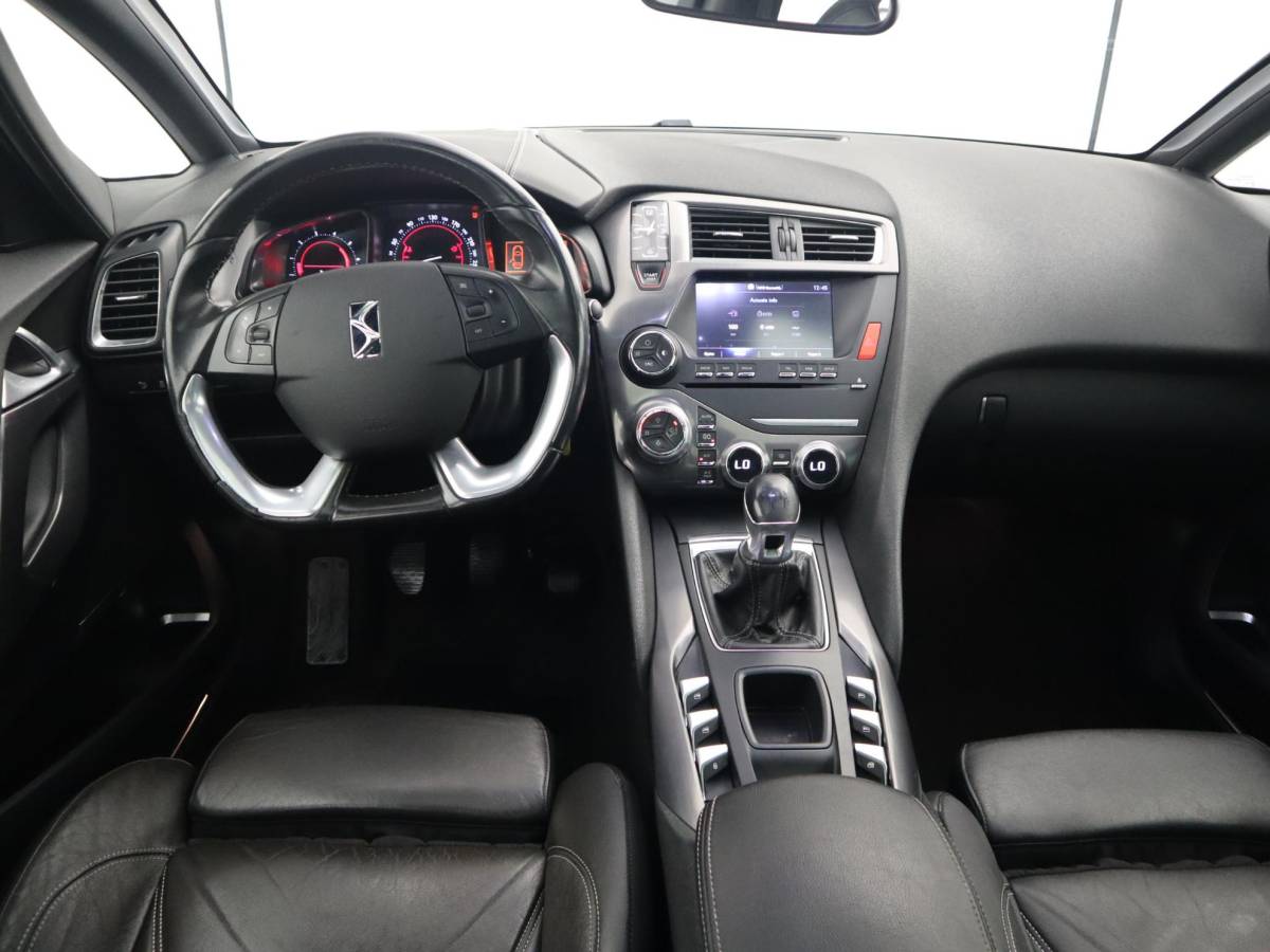 DS DS 5 DS 5 2.0 BlueHDi Business Executive FULL LED / CAMERA / LEDER / STOELVERW / DENOM AUDIO / PANORAMADAK / CLIMA / PDC / NL-AUTO