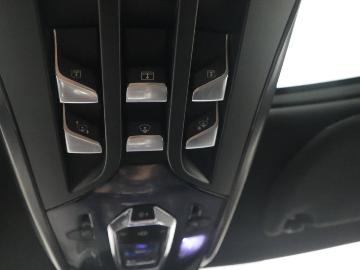 Citroën DS5 Citroen DS5 2.0 BlueHDi Business Executive FULL LED / CAMERA / LEDER / STOELVERW / DENOM AUDIO / PANORAMADAK / CLIMA / PDC / NL-AUTO