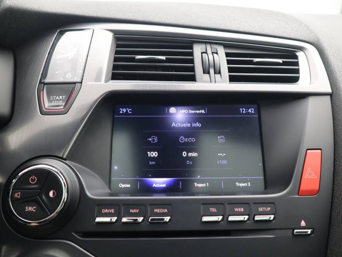 Citroën DS5 Citroen DS5 2.0 BlueHDi Business Executive FULL LED / CAMERA / LEDER / STOELVERW / DENOM AUDIO / PANORAMADAK / CLIMA / PDC / NL-AUTO
