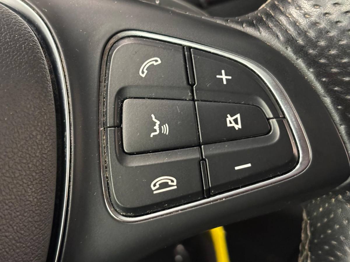 Mercedes-Benz Vito Mercedes-Benz Vito 114 CDI Lang Automaat Navigatie Camera Stoelverwarming Adaptive Cruise Control Trekhaak