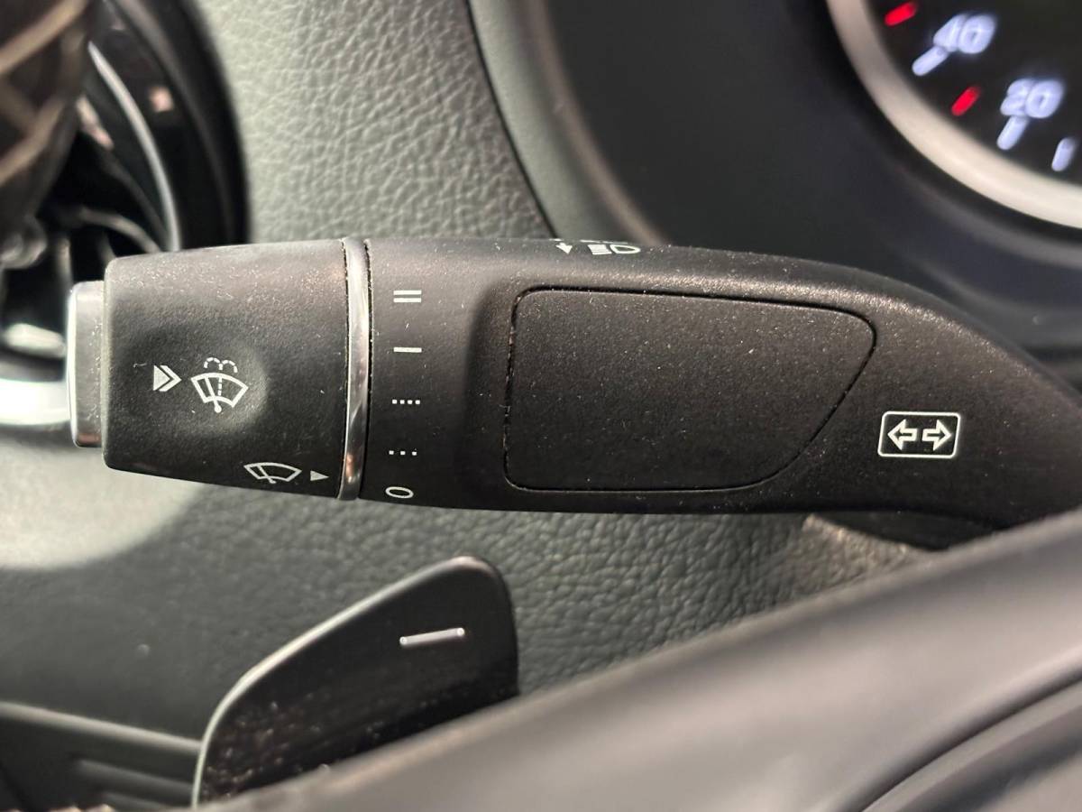 Mercedes-Benz Vito Mercedes-Benz Vito 114 CDI Lang Automaat Navigatie Camera Stoelverwarming Adaptive Cruise Control Trekhaak