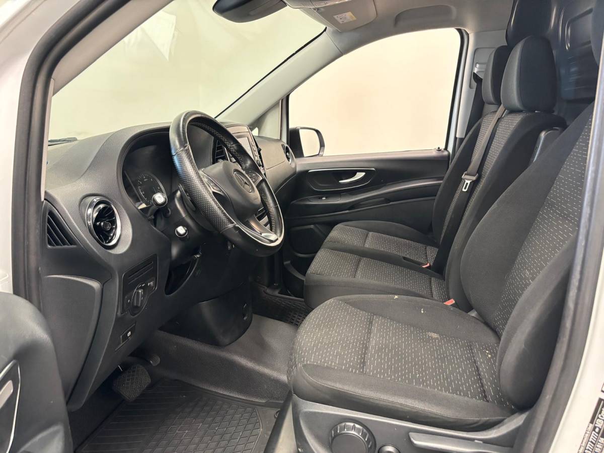 Mercedes-Benz Vito Mercedes-Benz Vito 114 CDI Lang Automaat Navigatie Camera Stoelverwarming Adaptive Cruise Control Trekhaak