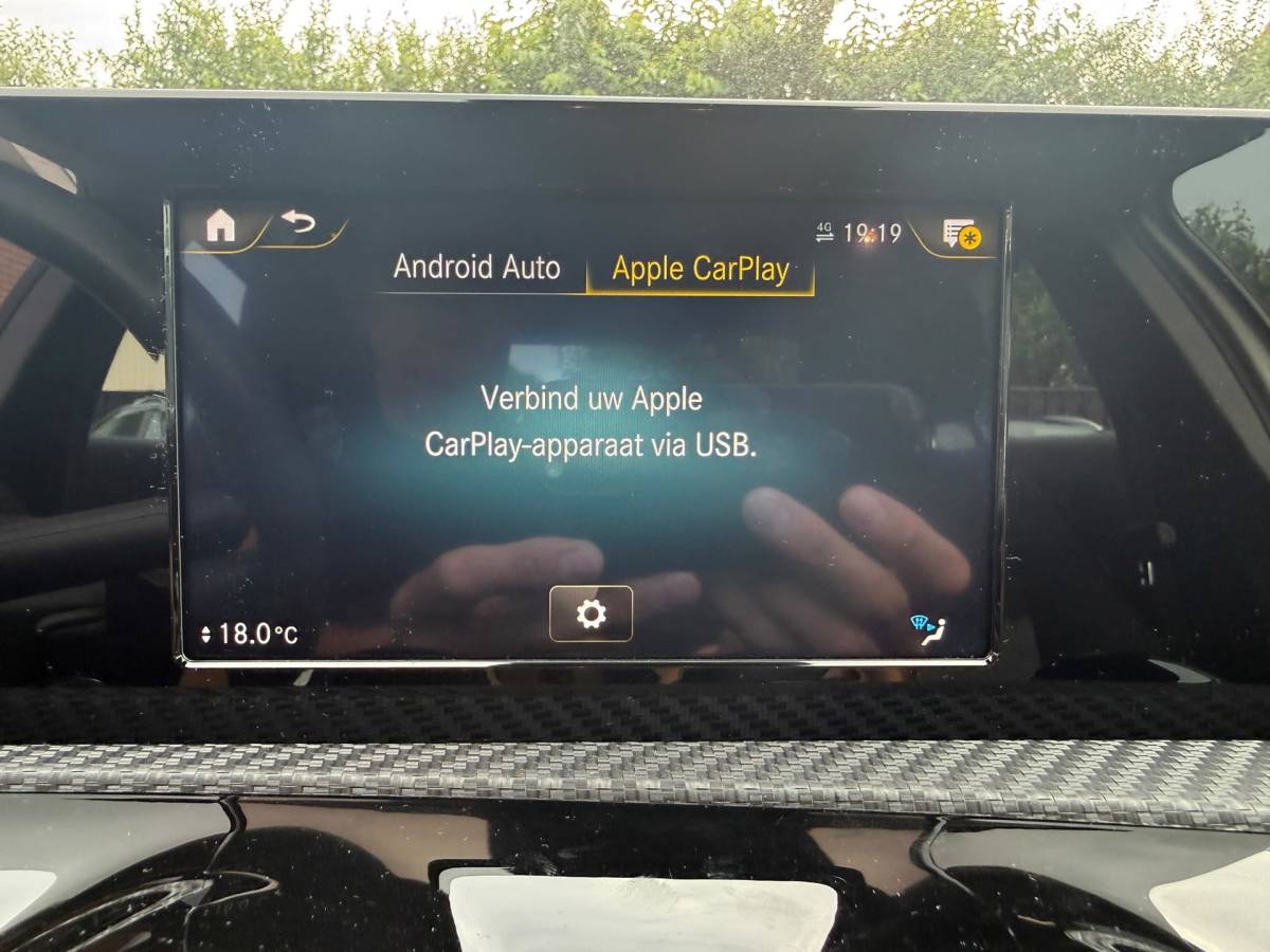Mercedes-Benz A-Klasse Mercedes-Benz A-klasse 250 e /Apple CarPlay /18 inch AMG /Navigatie /Stoelverwarming