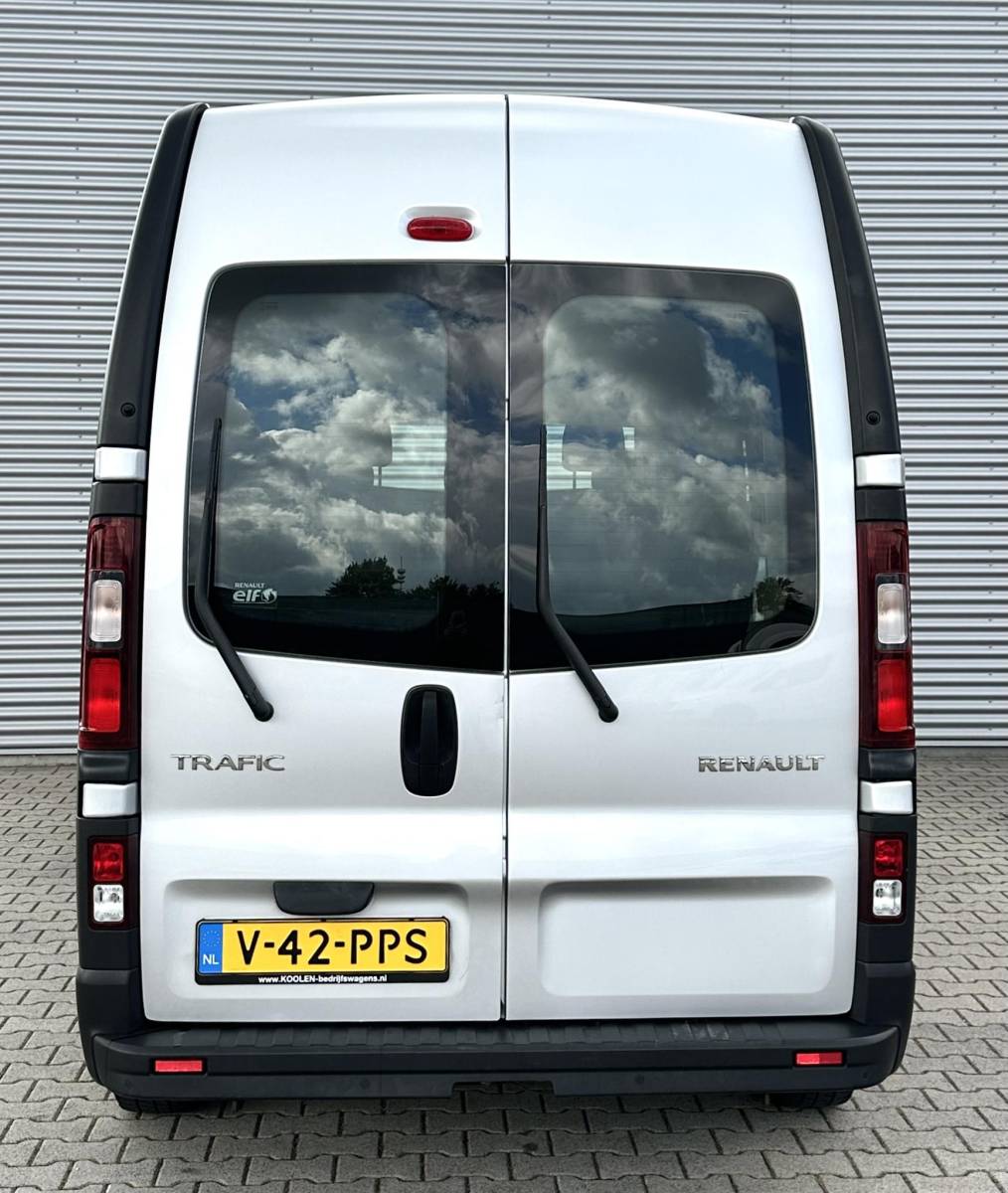 Renault Trafic Renault Trafic 1.6 dCi T29 L2H2 DC Dubbel cabine Extra hoog MARGE Opel Vivaro/