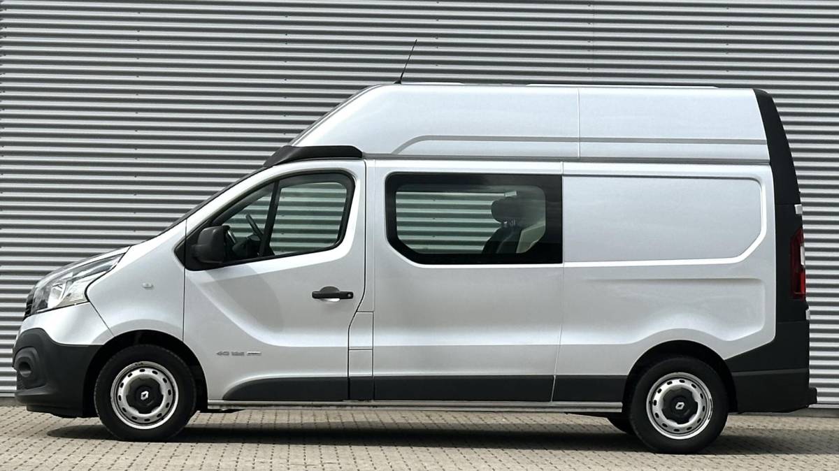 Renault Trafic Renault Trafic 1.6 dCi T29 L2H2 DC Dubbel cabine Extra hoog MARGE Opel Vivaro/