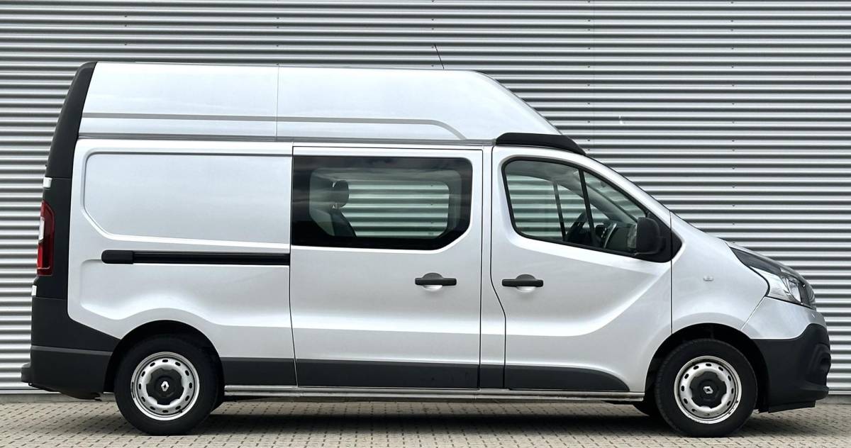 Renault Trafic Renault Trafic 1.6 dCi T29 L2H2 DC Dubbel cabine Extra hoog MARGE Opel Vivaro/