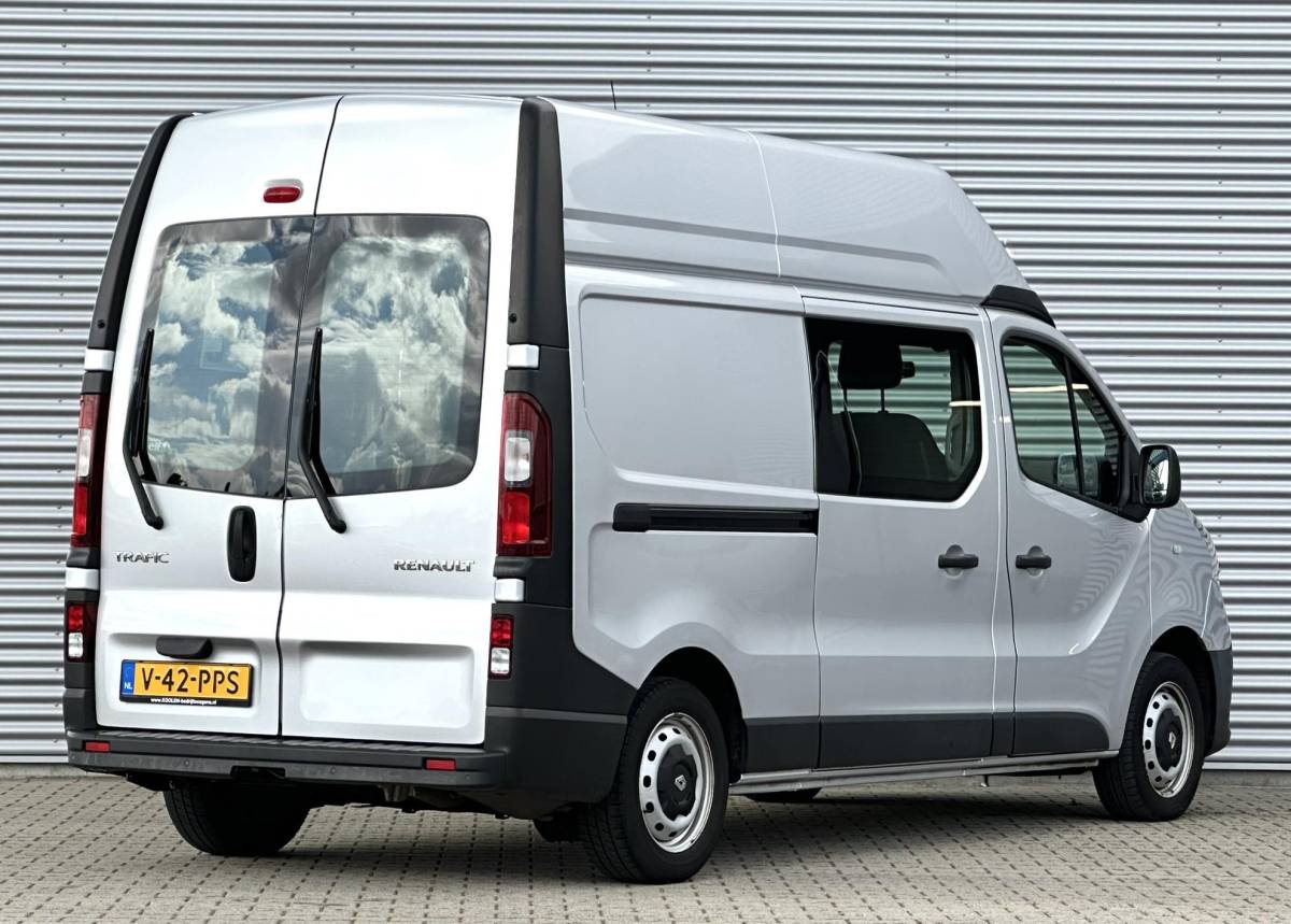 Renault Trafic Renault Trafic 1.6 dCi T29 L2H2 DC Dubbel cabine Extra hoog MARGE Opel Vivaro/
